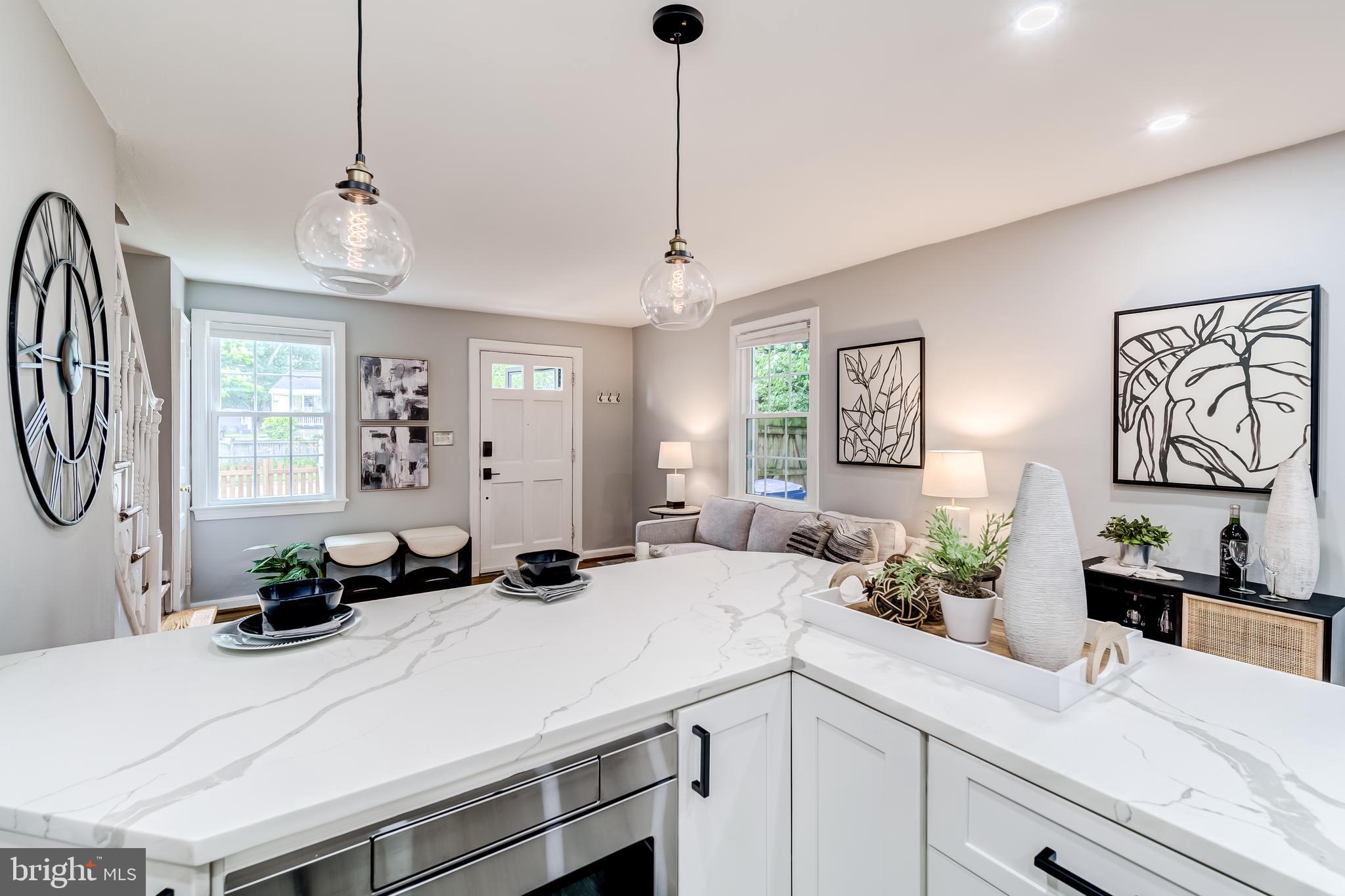 2130 FARRINGTON AVENUE