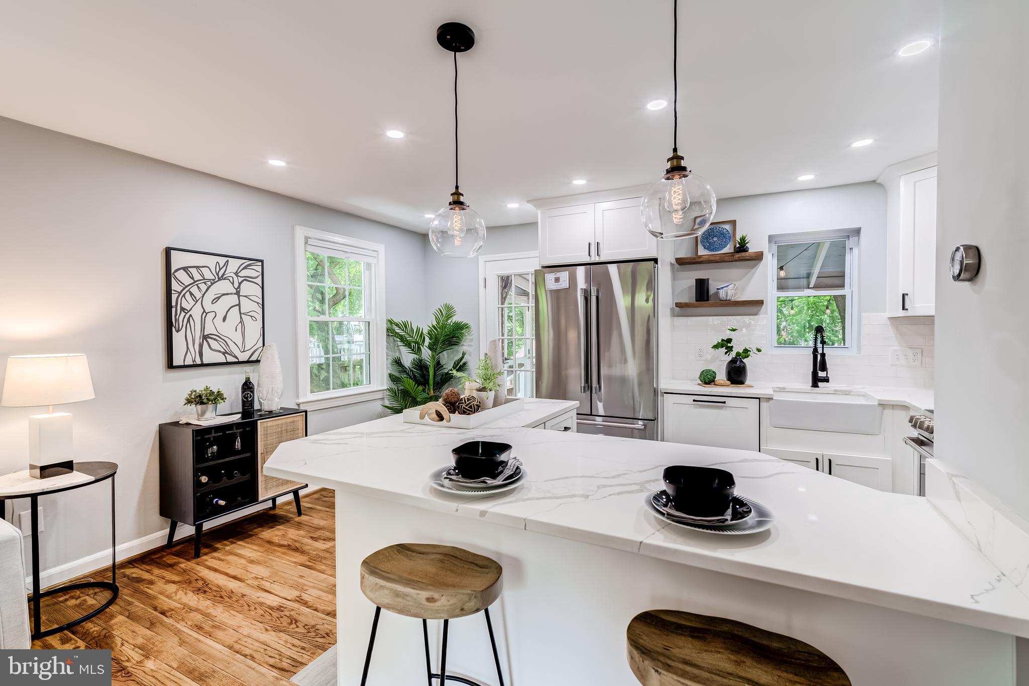 2130 FARRINGTON AVENUE