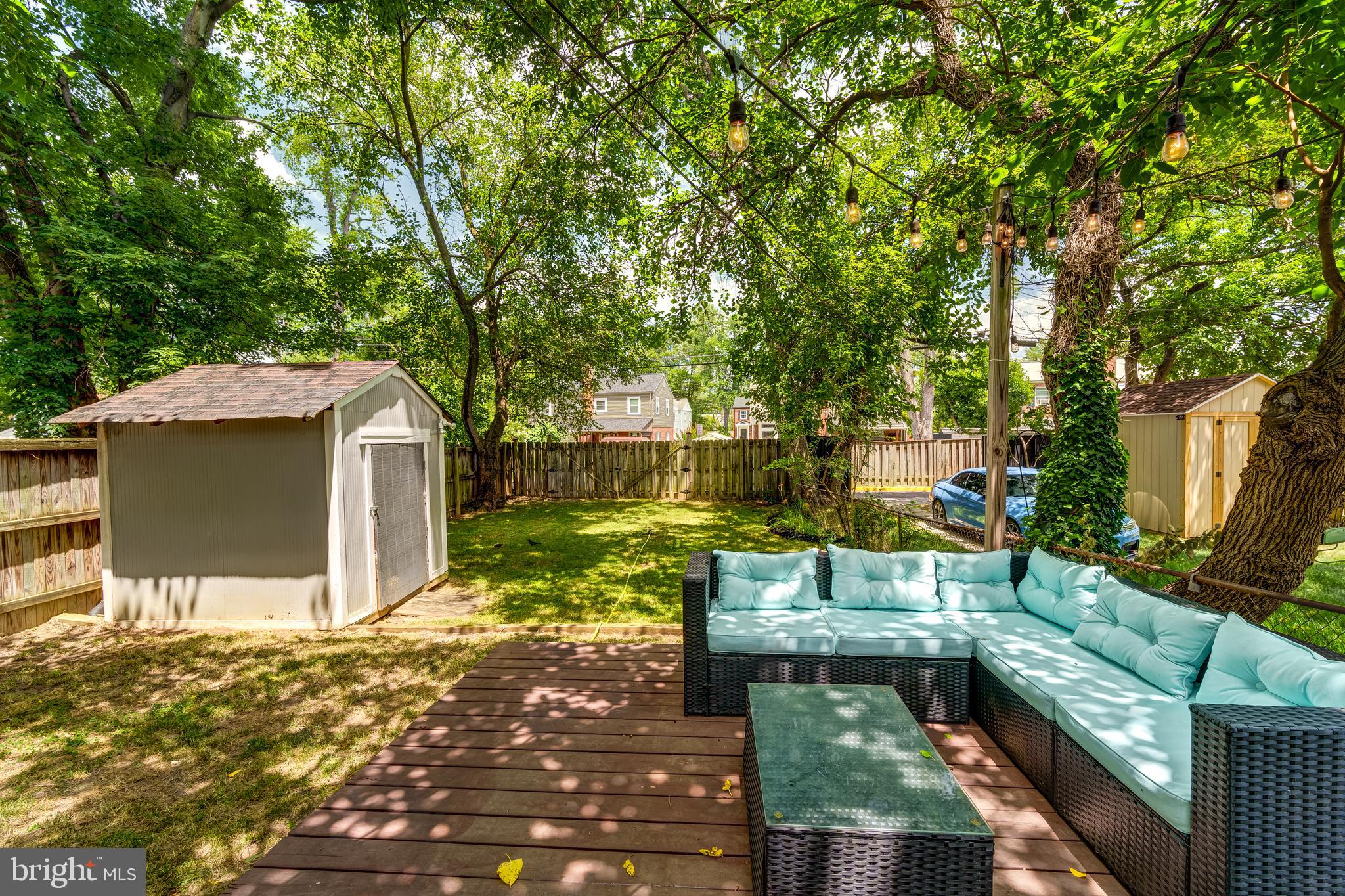 2130 FARRINGTON AVENUE