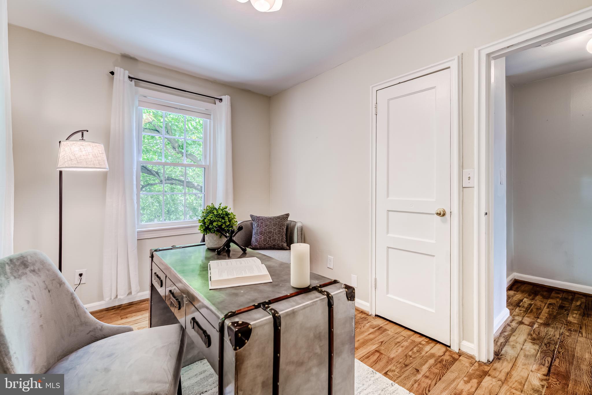 2130 FARRINGTON AVENUE