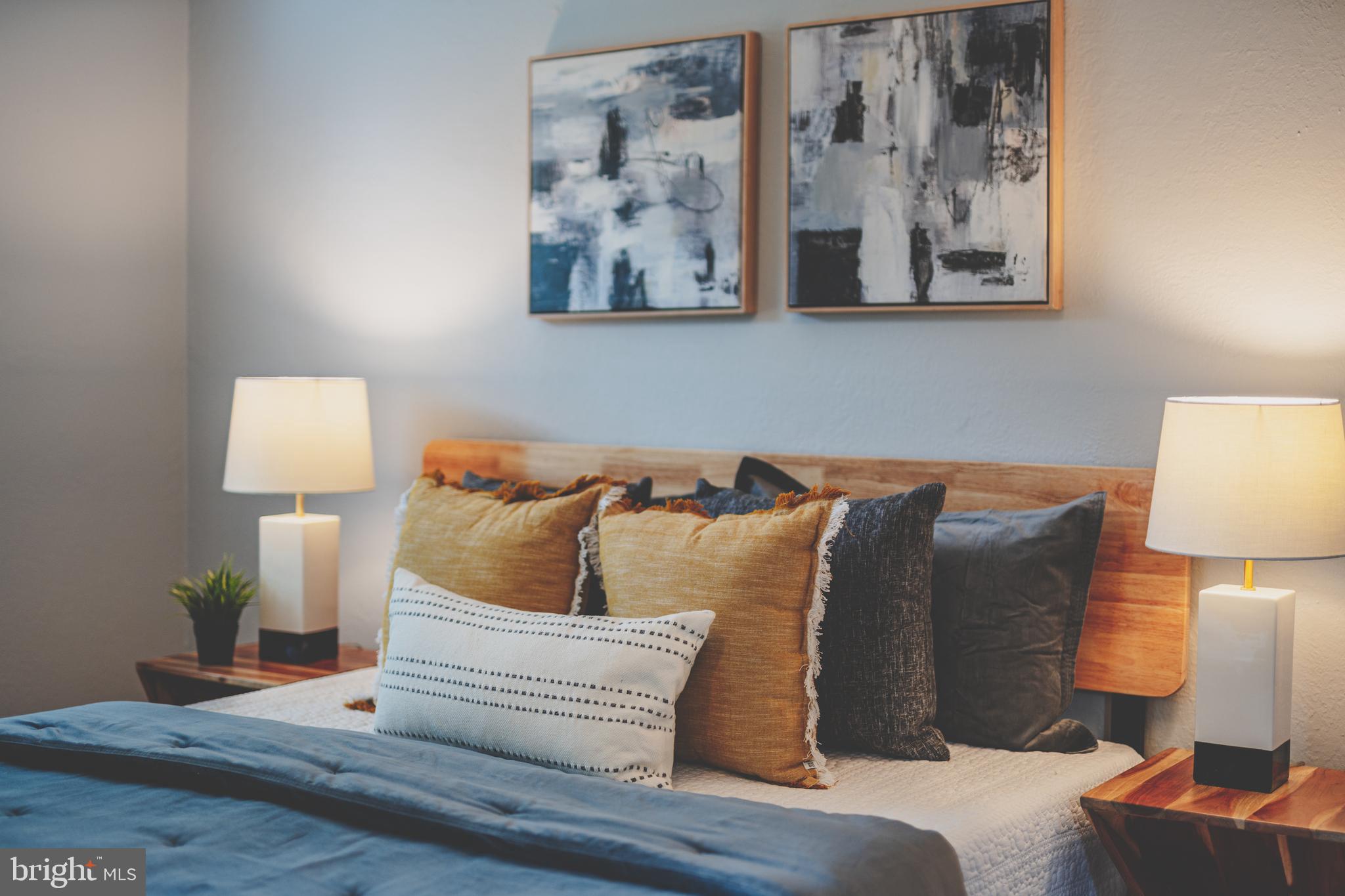 2215 ARLINGTON TERRACE