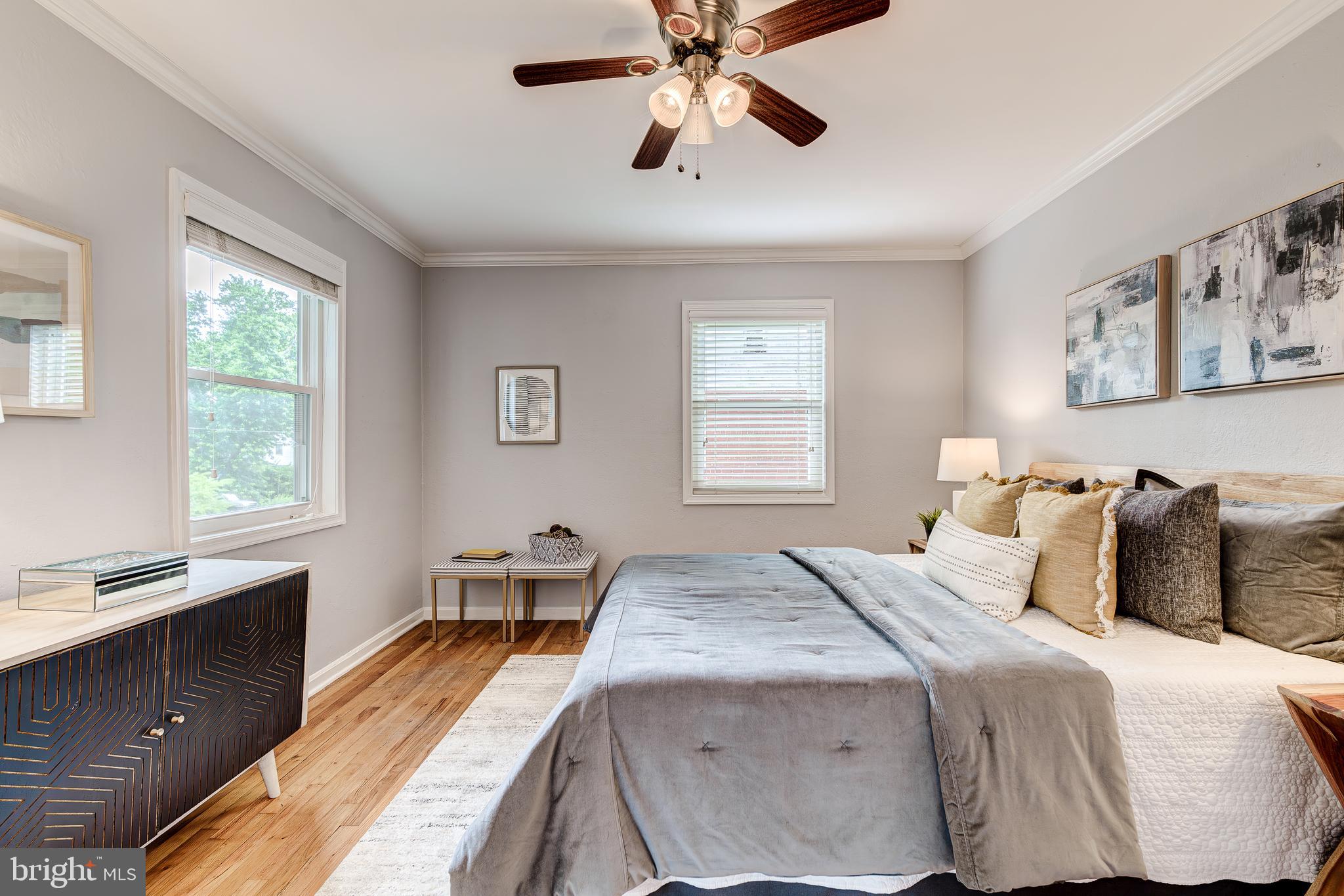 2215 ARLINGTON TERRACE