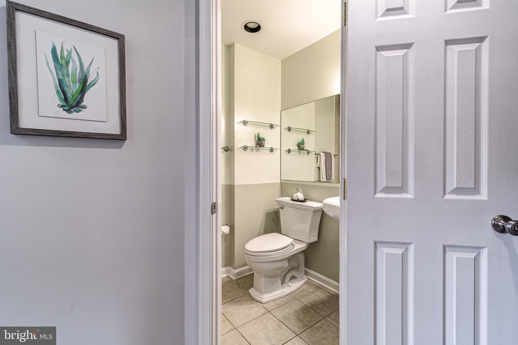 2215 ARLINGTON TERRACE