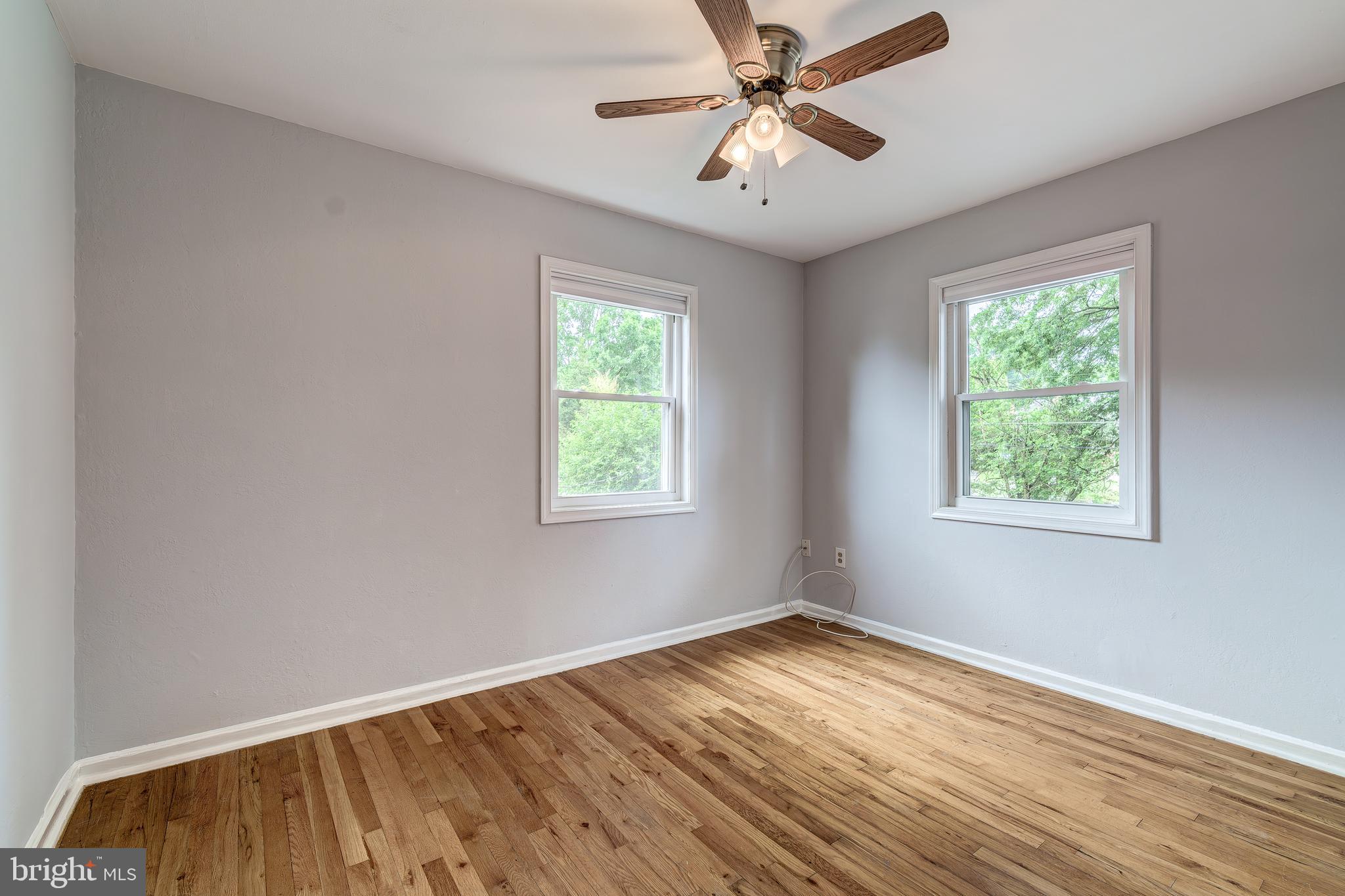 2215 ARLINGTON TERRACE