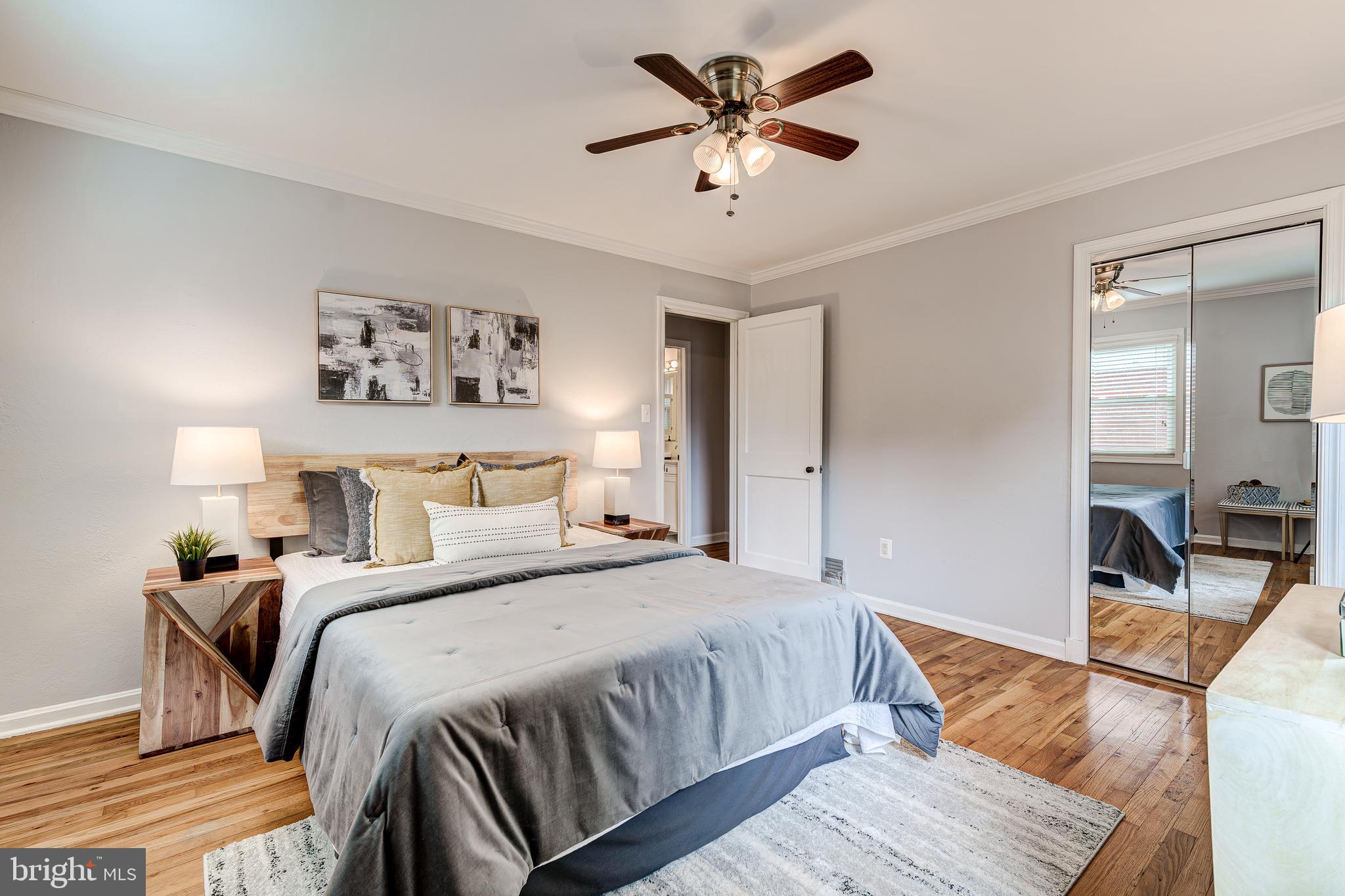 2215 ARLINGTON TERRACE