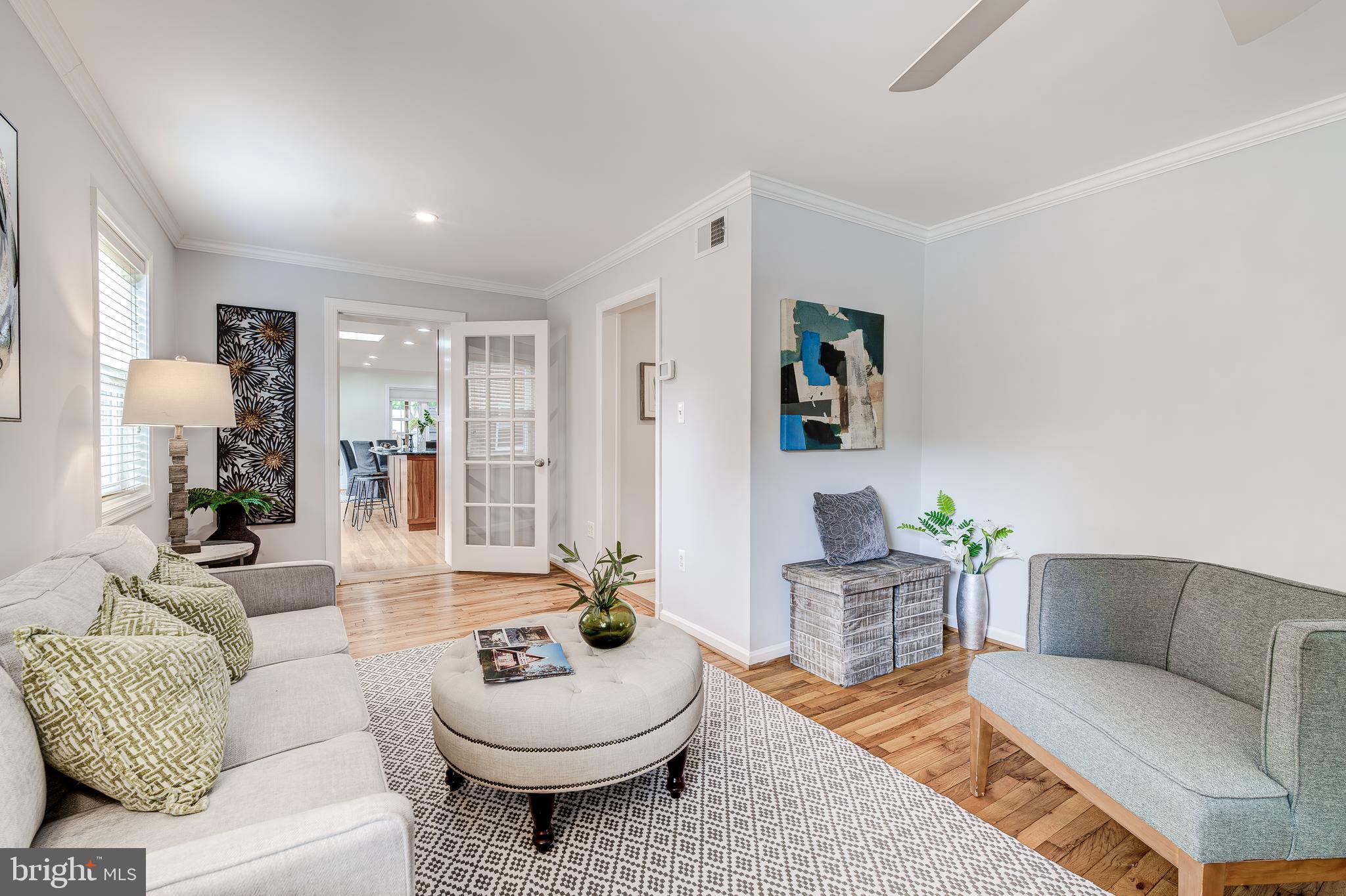 2215 ARLINGTON TERRACE