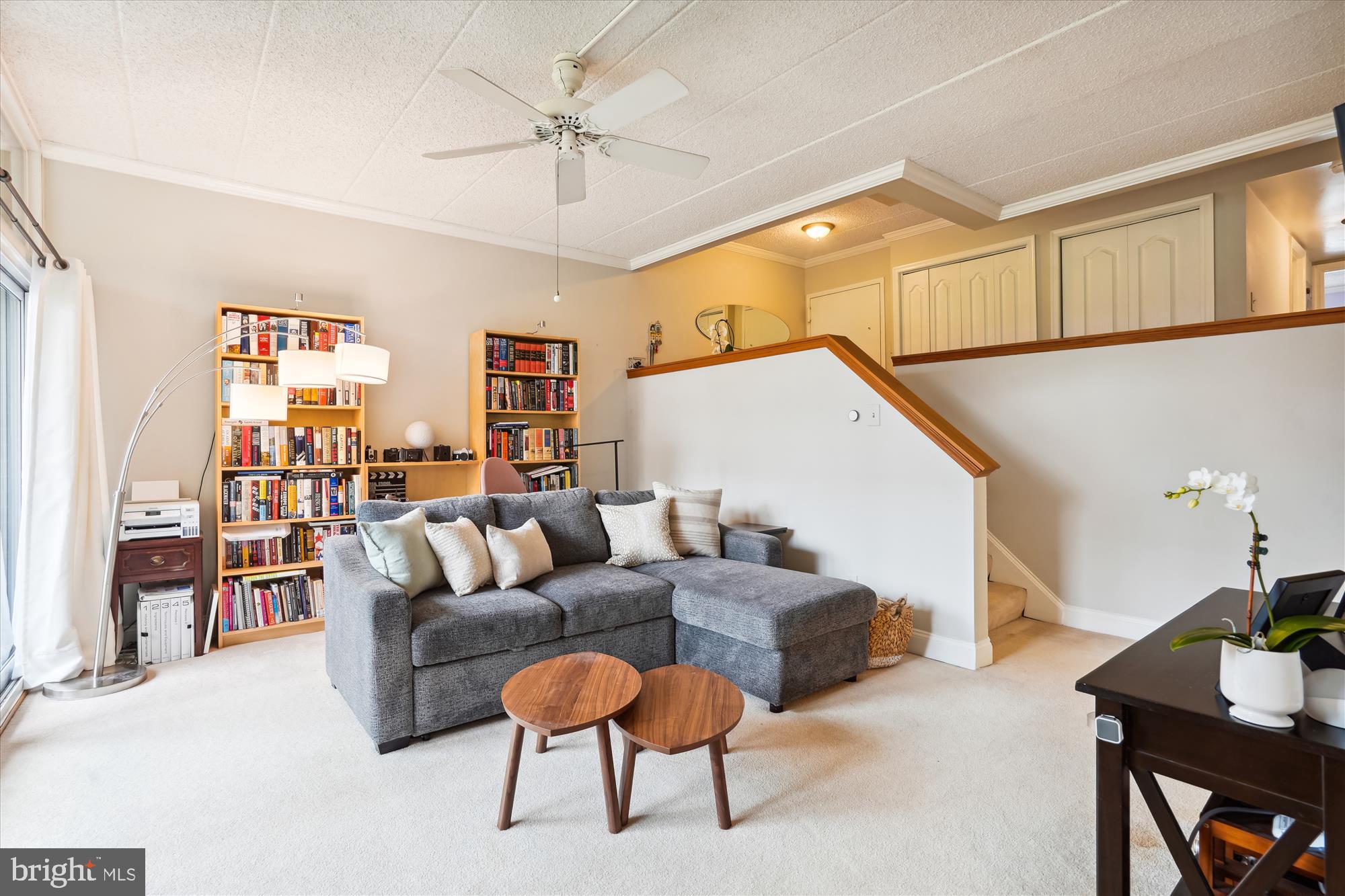 2122 GREEN WATCH WAY 200