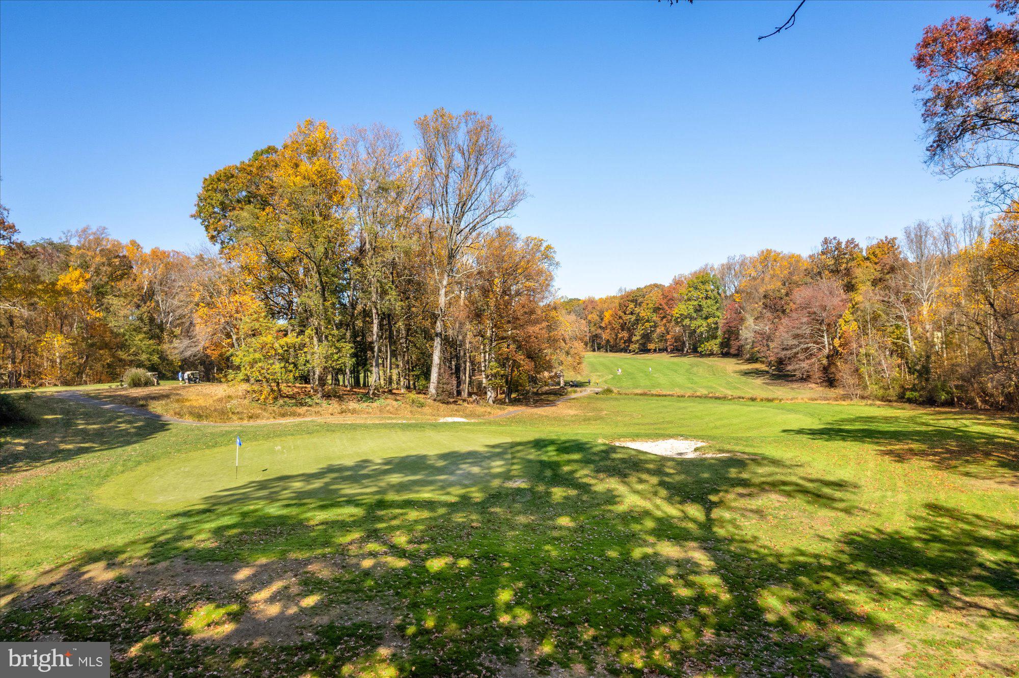 2122 GREEN WATCH WAY 200