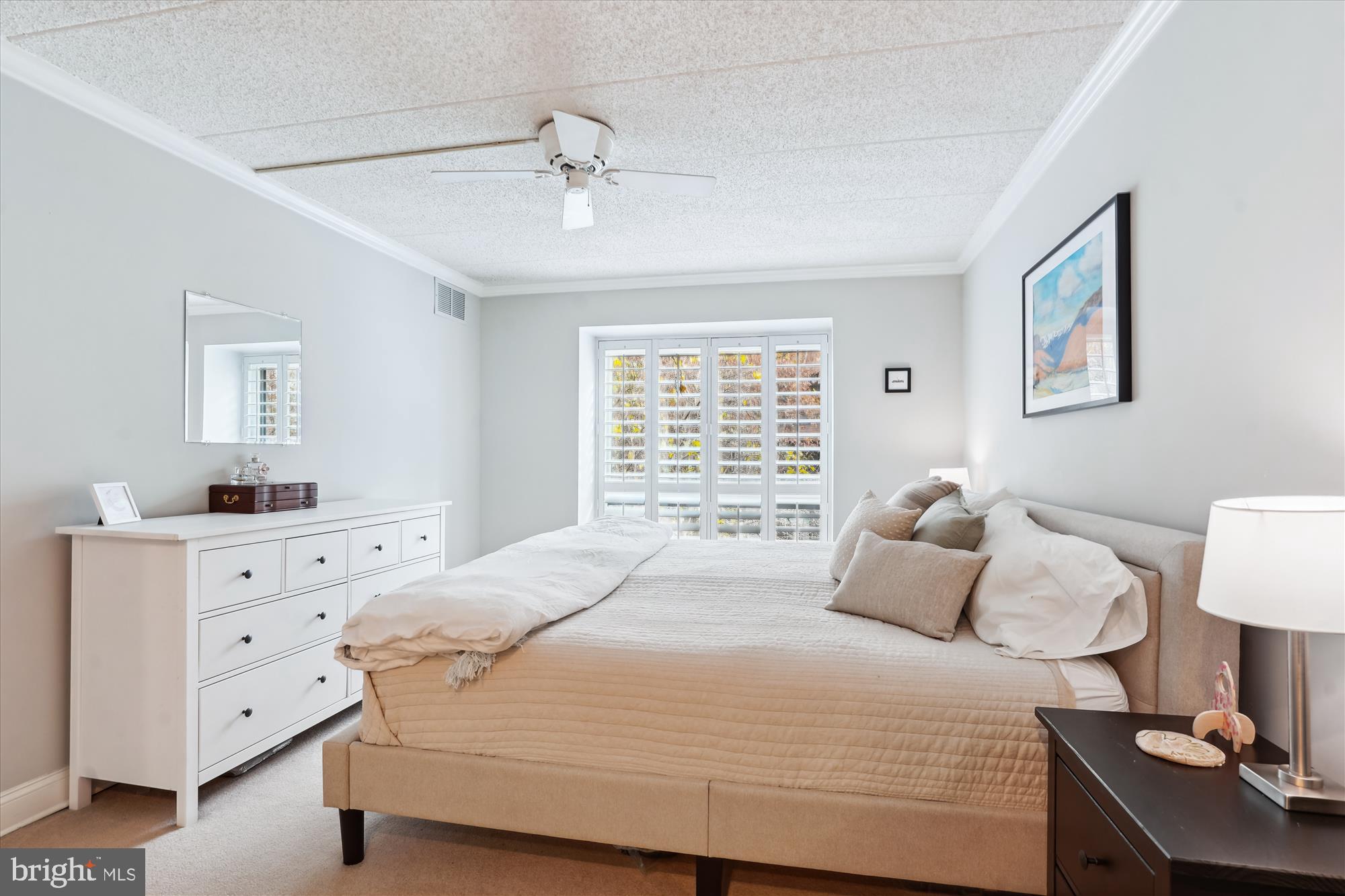 2122 GREEN WATCH WAY 200