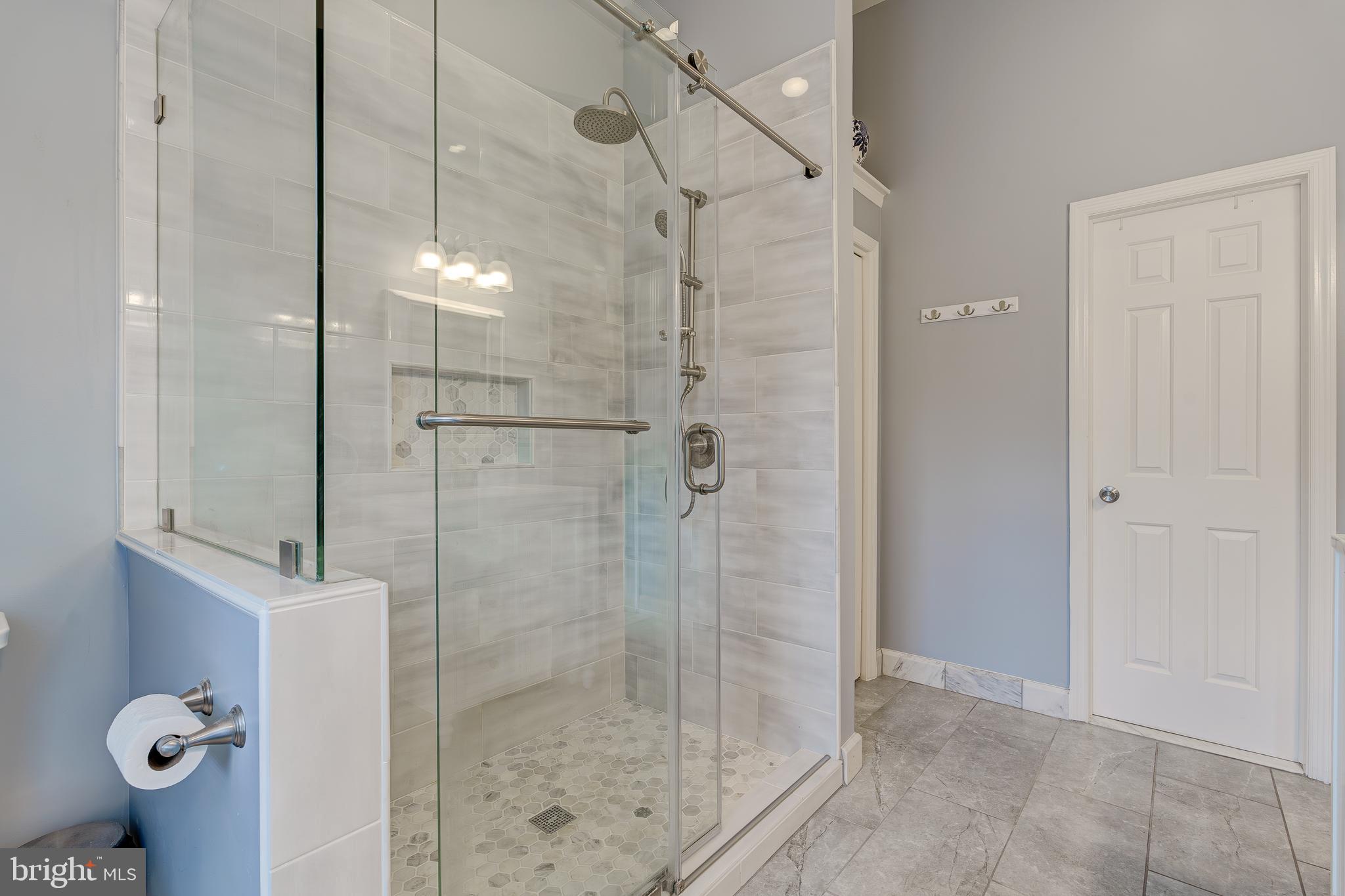 5936 WOODFIELD ESTATES DRIVE