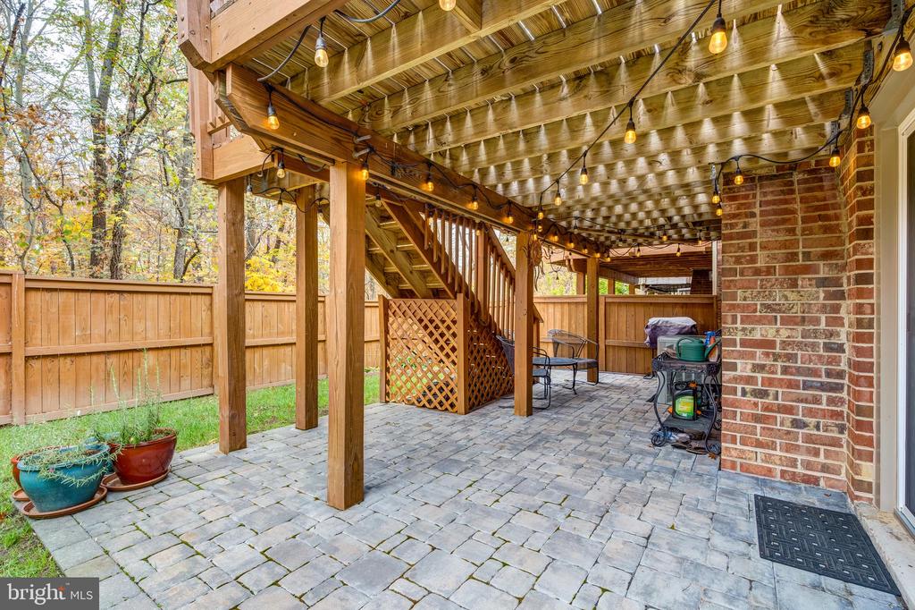5936 WOODFIELD ESTATES DRIVE