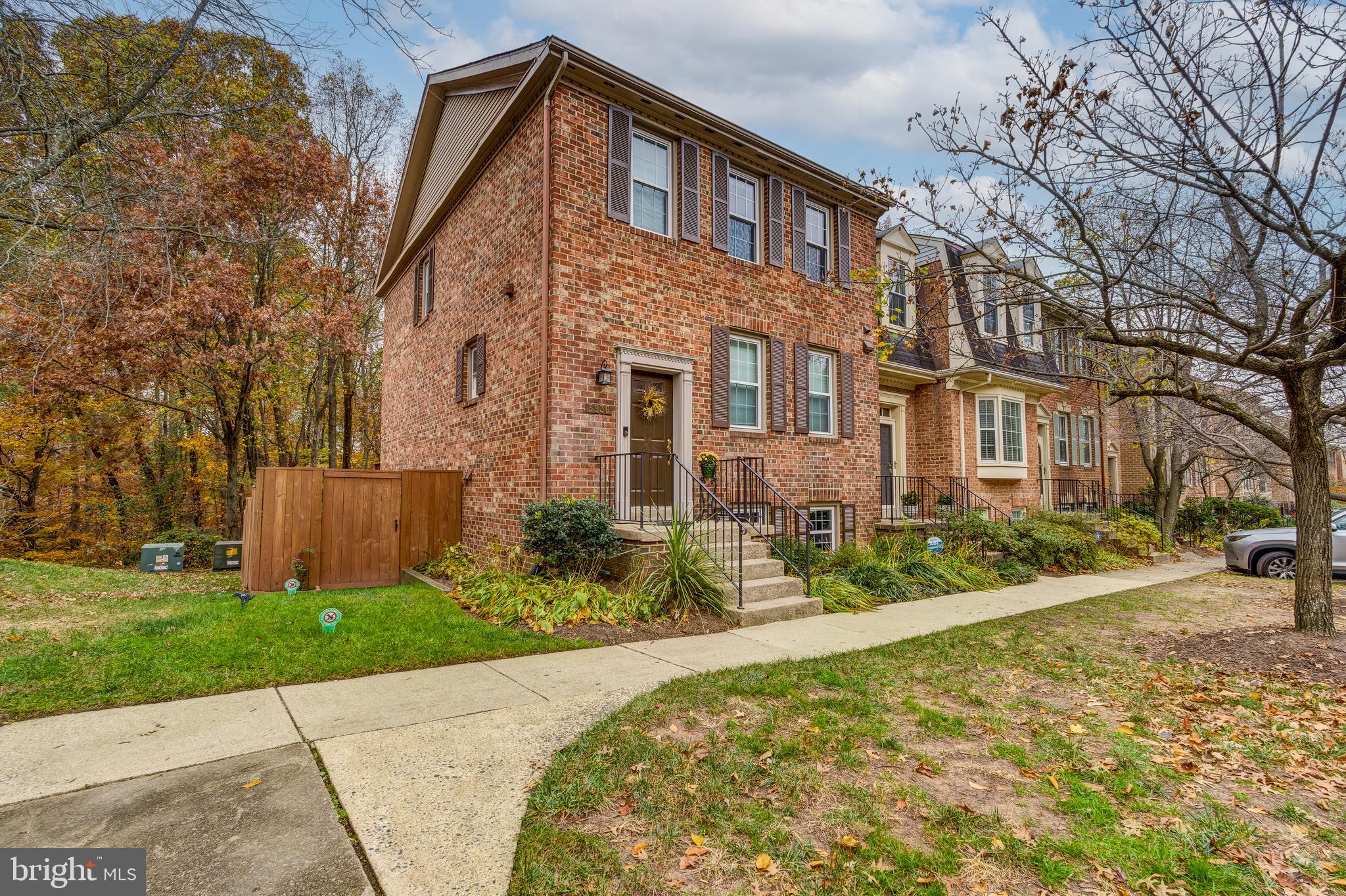 5936 WOODFIELD ESTATES DRIVE