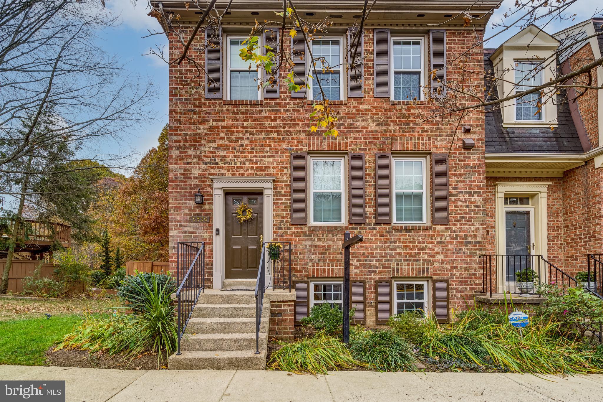 5936 WOODFIELD ESTATES DRIVE