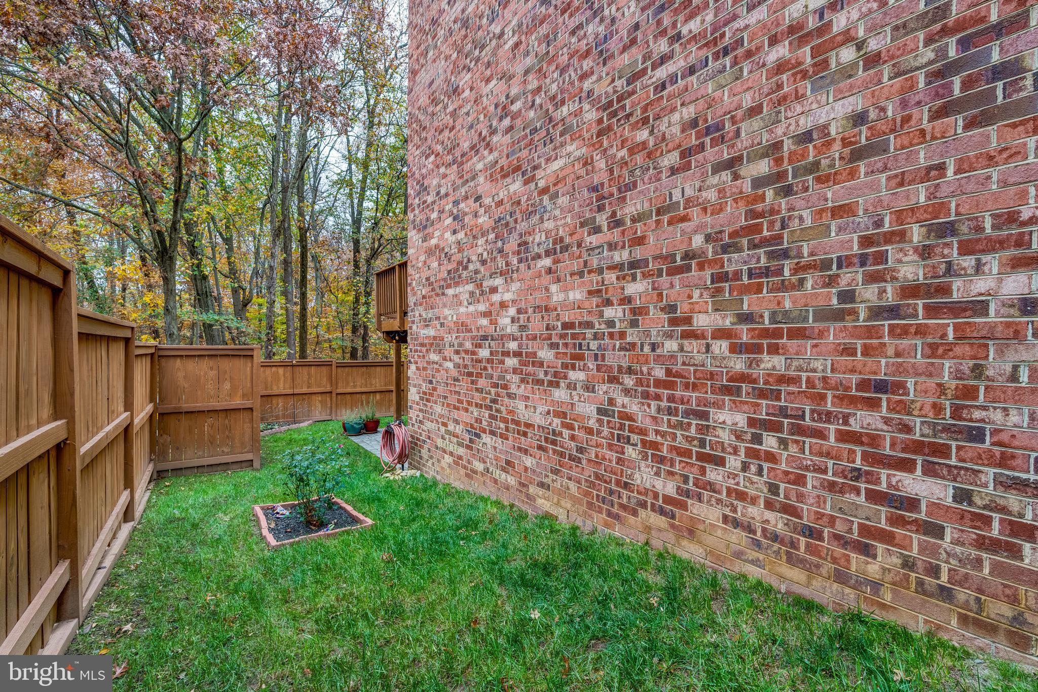 5936 WOODFIELD ESTATES DRIVE