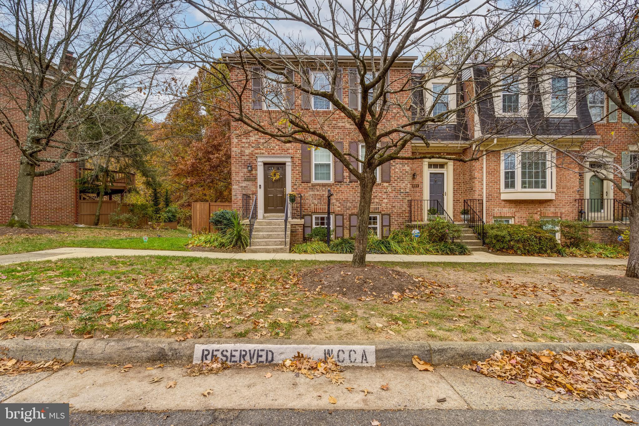 5936 WOODFIELD ESTATES DRIVE