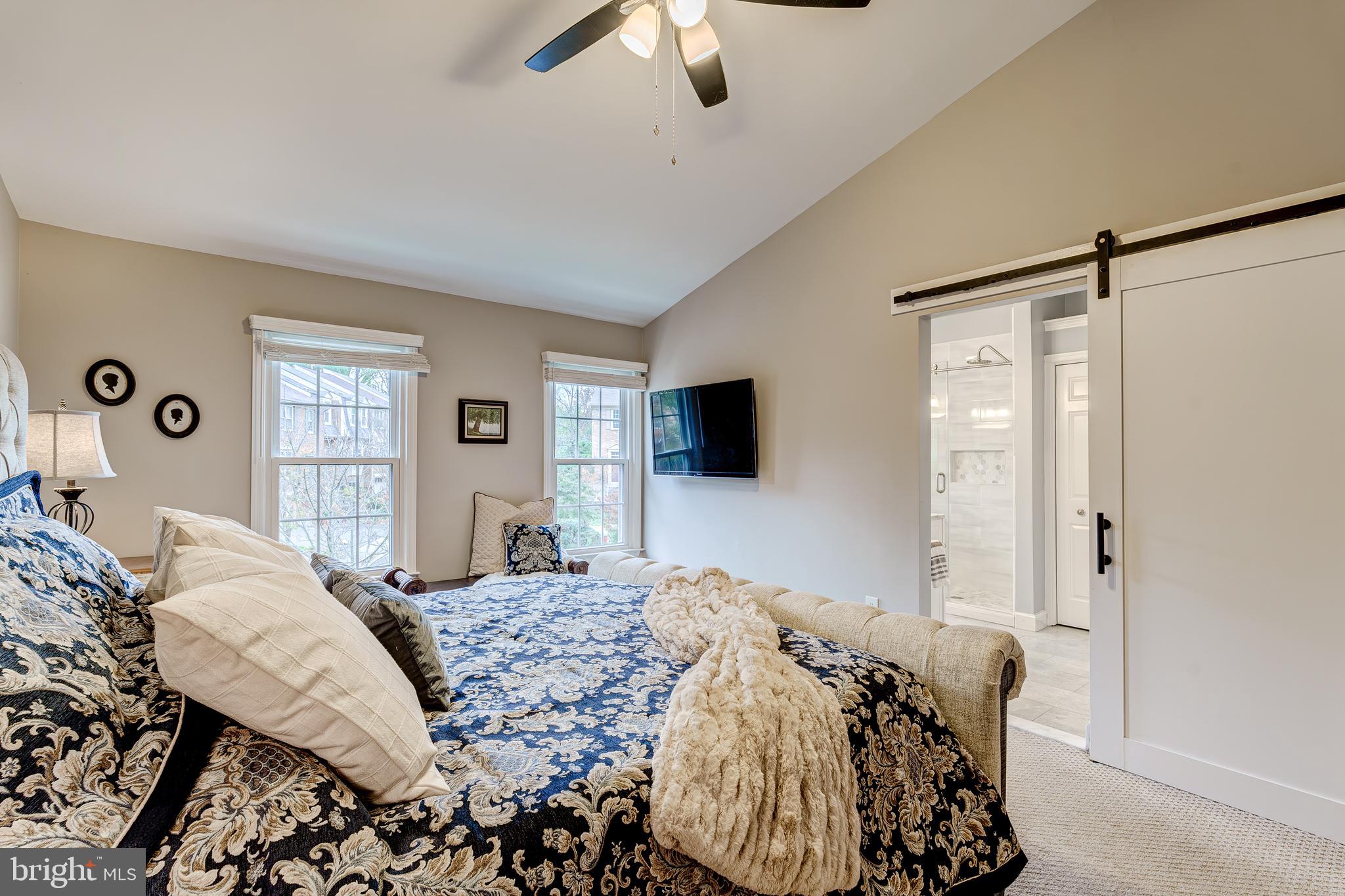 5936 WOODFIELD ESTATES DRIVE