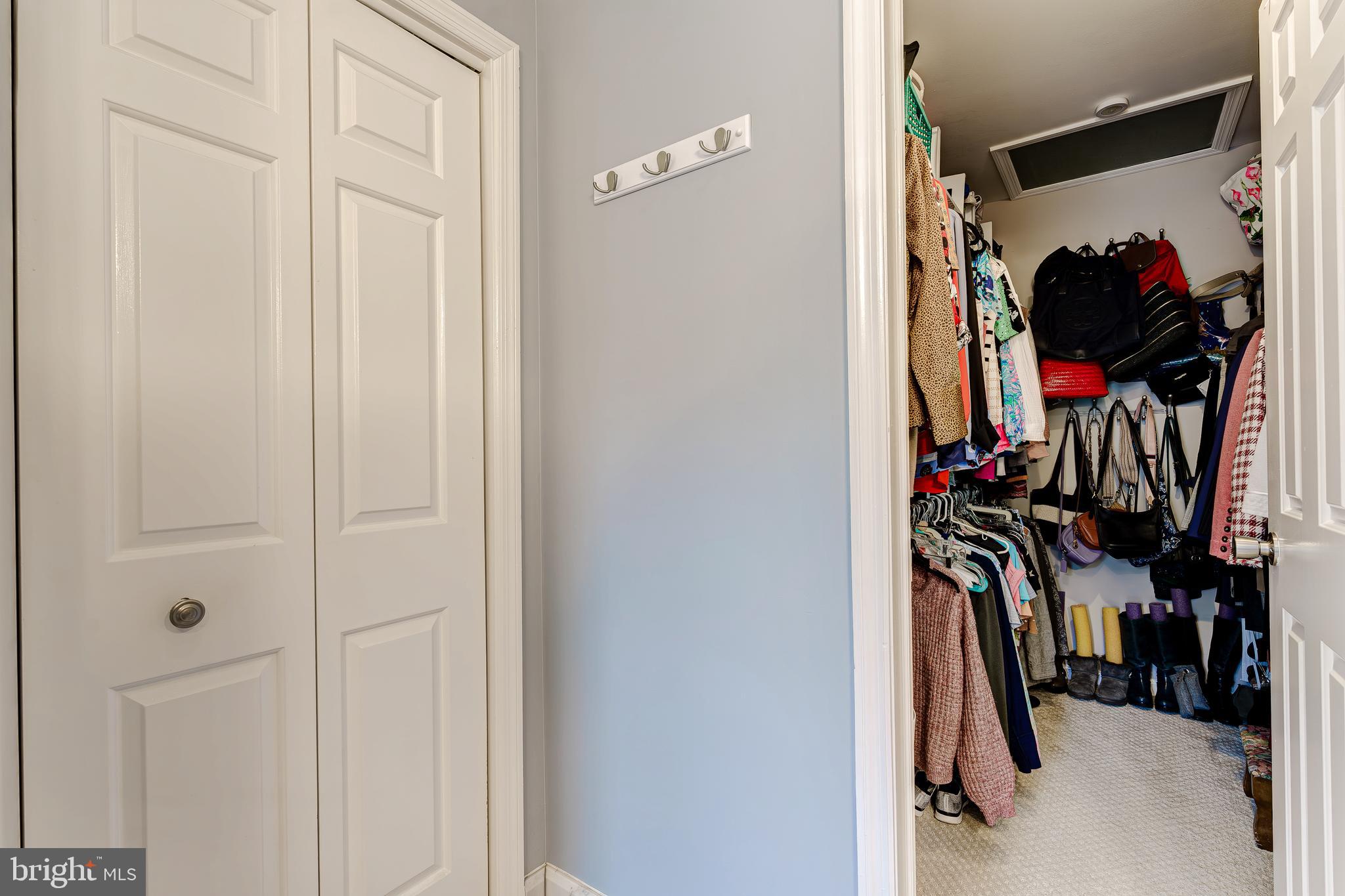 5936 WOODFIELD ESTATES DRIVE