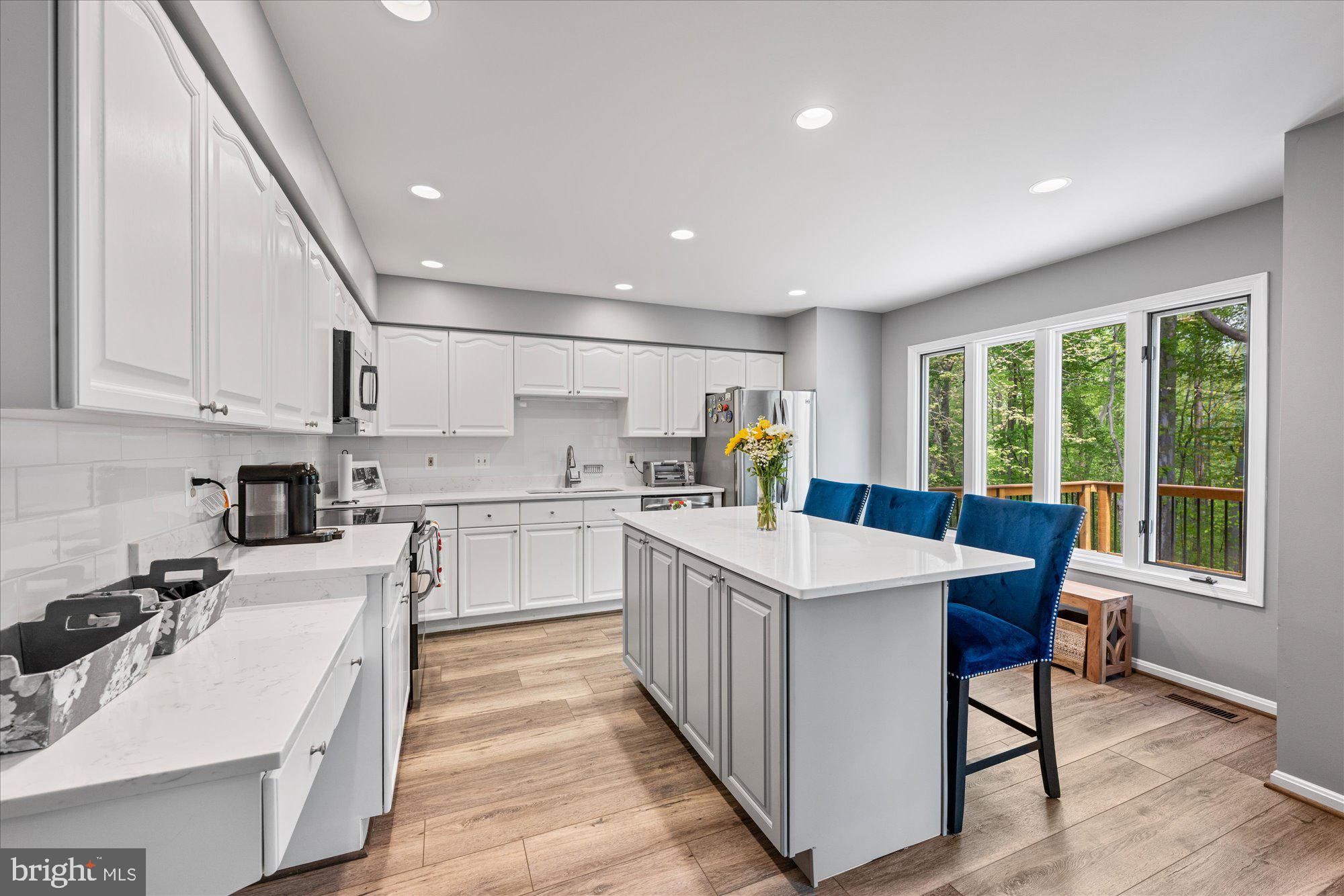 7203 BURTON HILL COURT