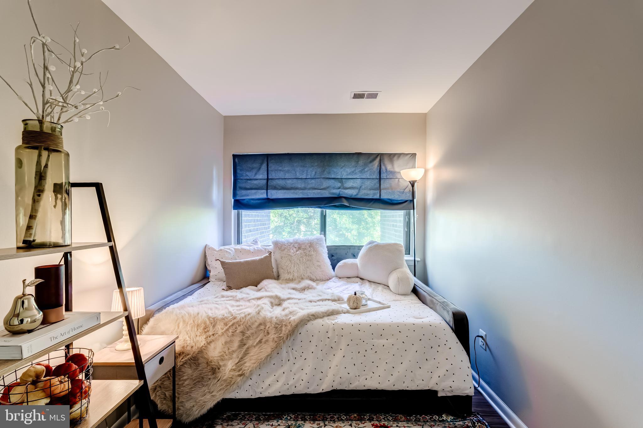 11260 CHESTNUT GROVE SQUARE 339