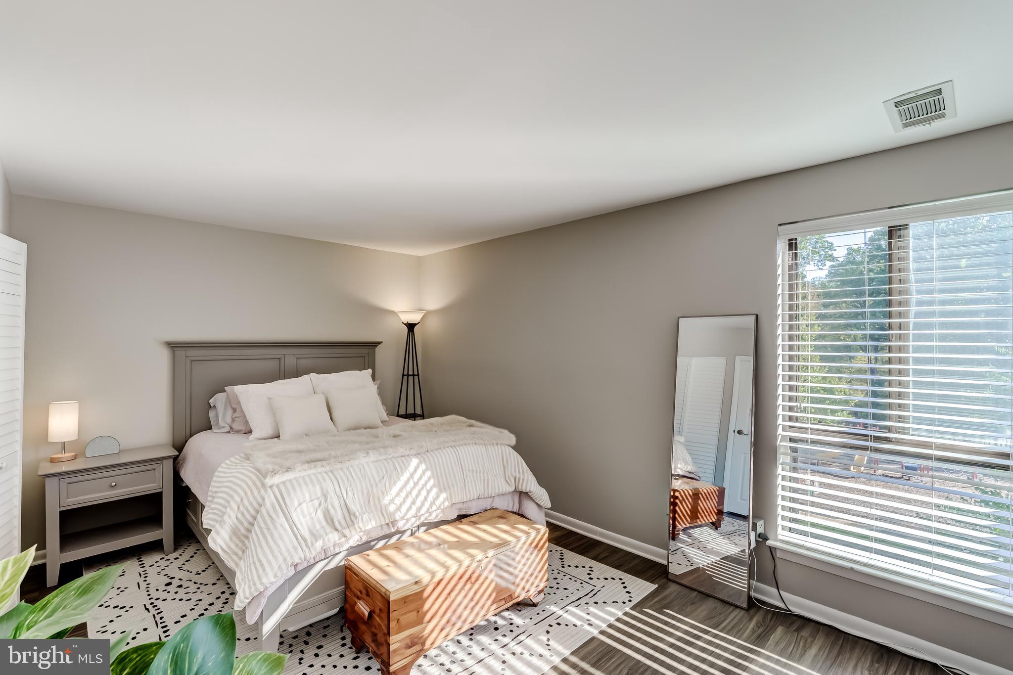 11260 CHESTNUT GROVE SQUARE 339