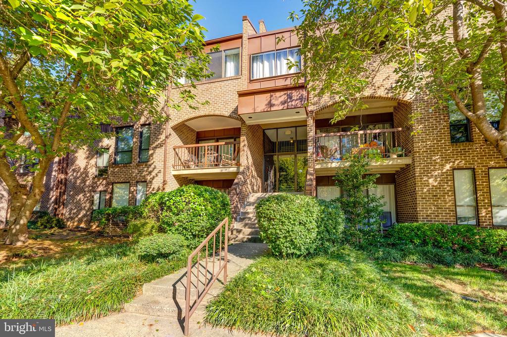 11260 CHESTNUT GROVE SQUARE 339