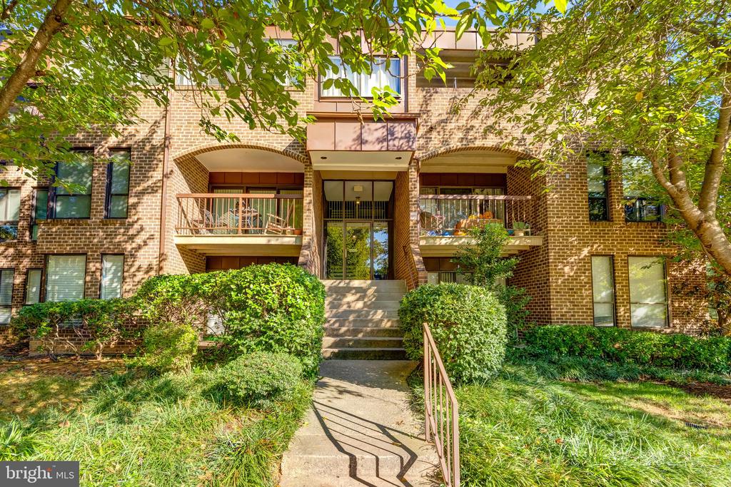 11260 CHESTNUT GROVE SQUARE 339