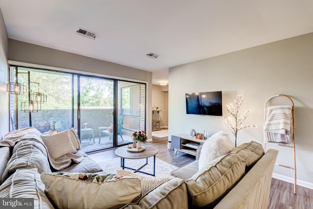 11260 CHESTNUT GROVE SQUARE 339