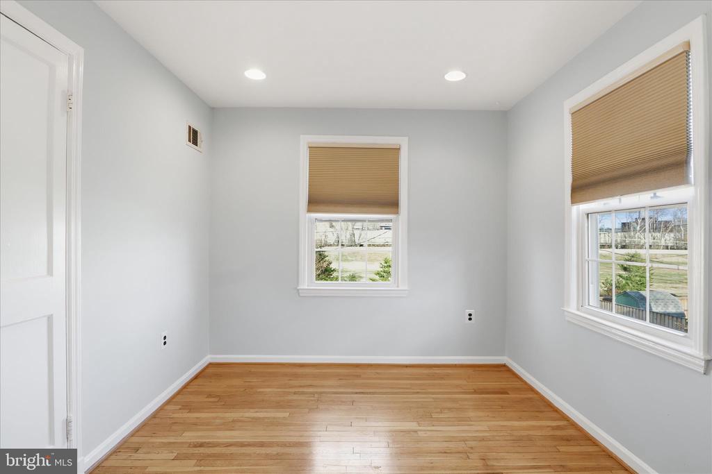 2238 ARLINGTON TERRACE
