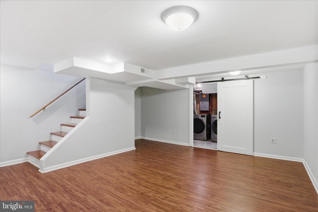 2238 ARLINGTON TERRACE