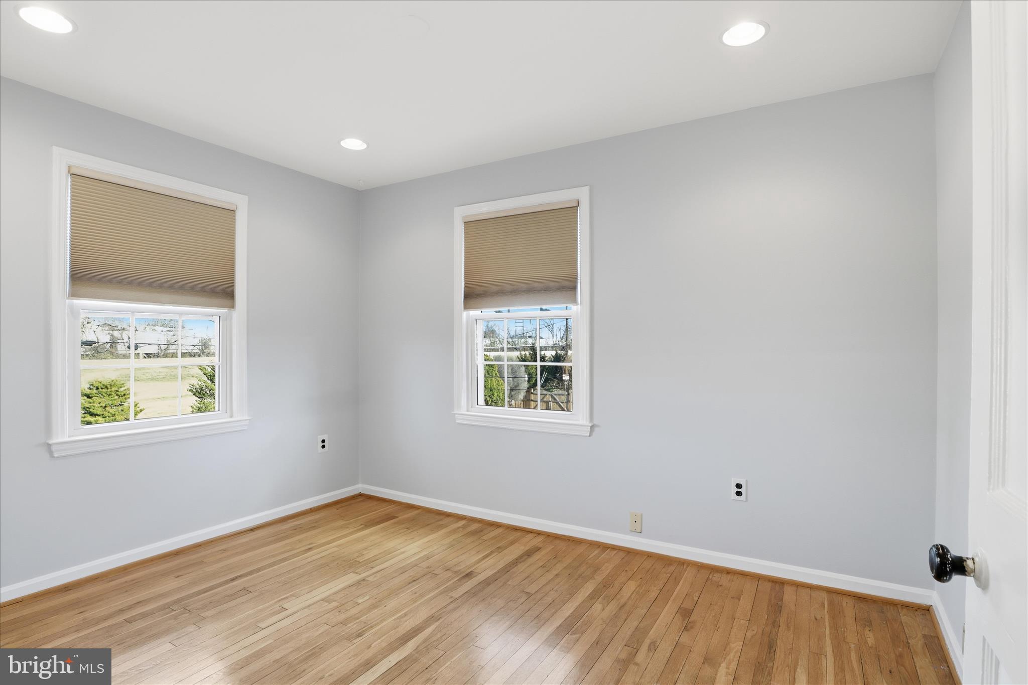 2238 ARLINGTON TERRACE