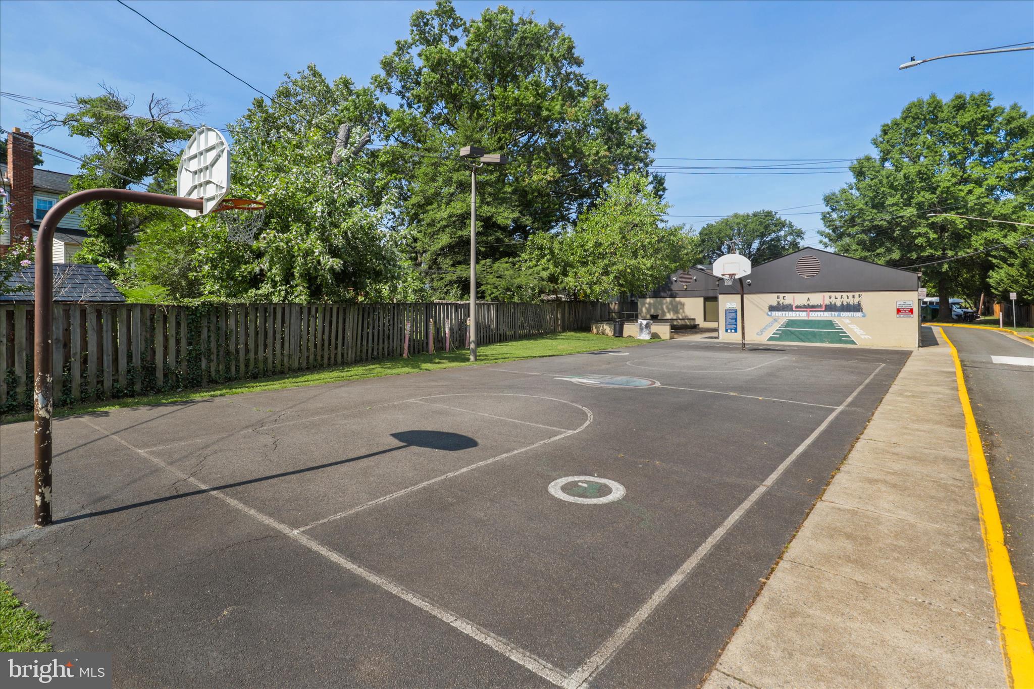 2238 ARLINGTON TERRACE