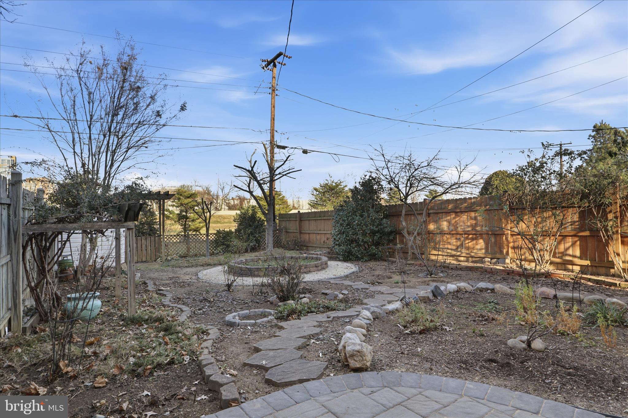 2238 ARLINGTON TERRACE