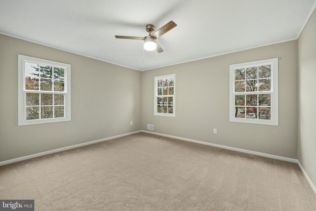 4903 KING DAVID BOULEVARD