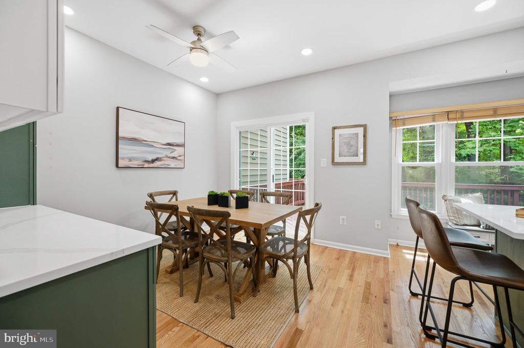 1232 WEATHERSTONE COURT