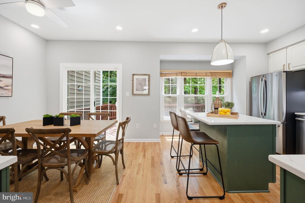 1232 WEATHERSTONE COURT