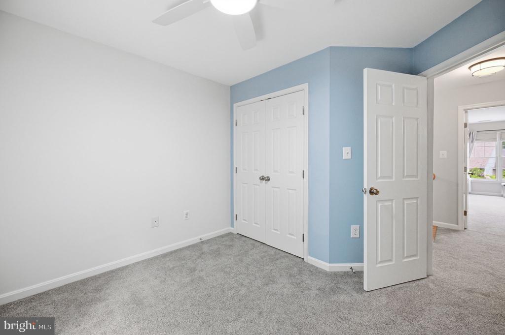 1232 WEATHERSTONE COURT