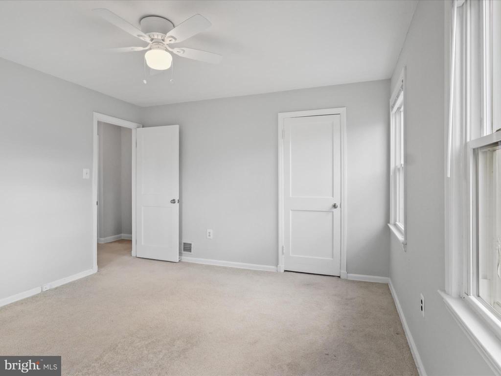 2236 ARLINGTON TERRACE