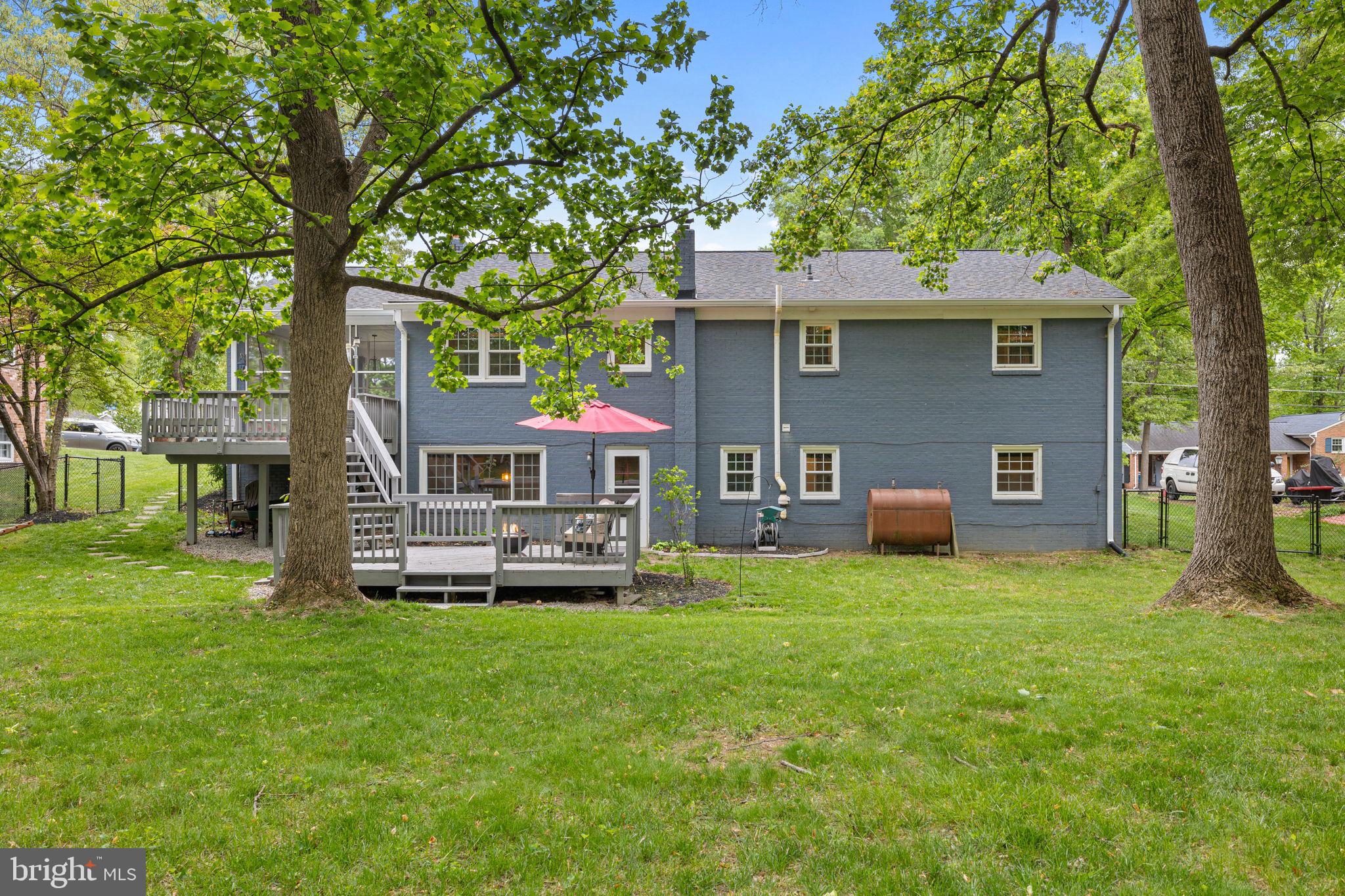 4324 JACKSON PLACE