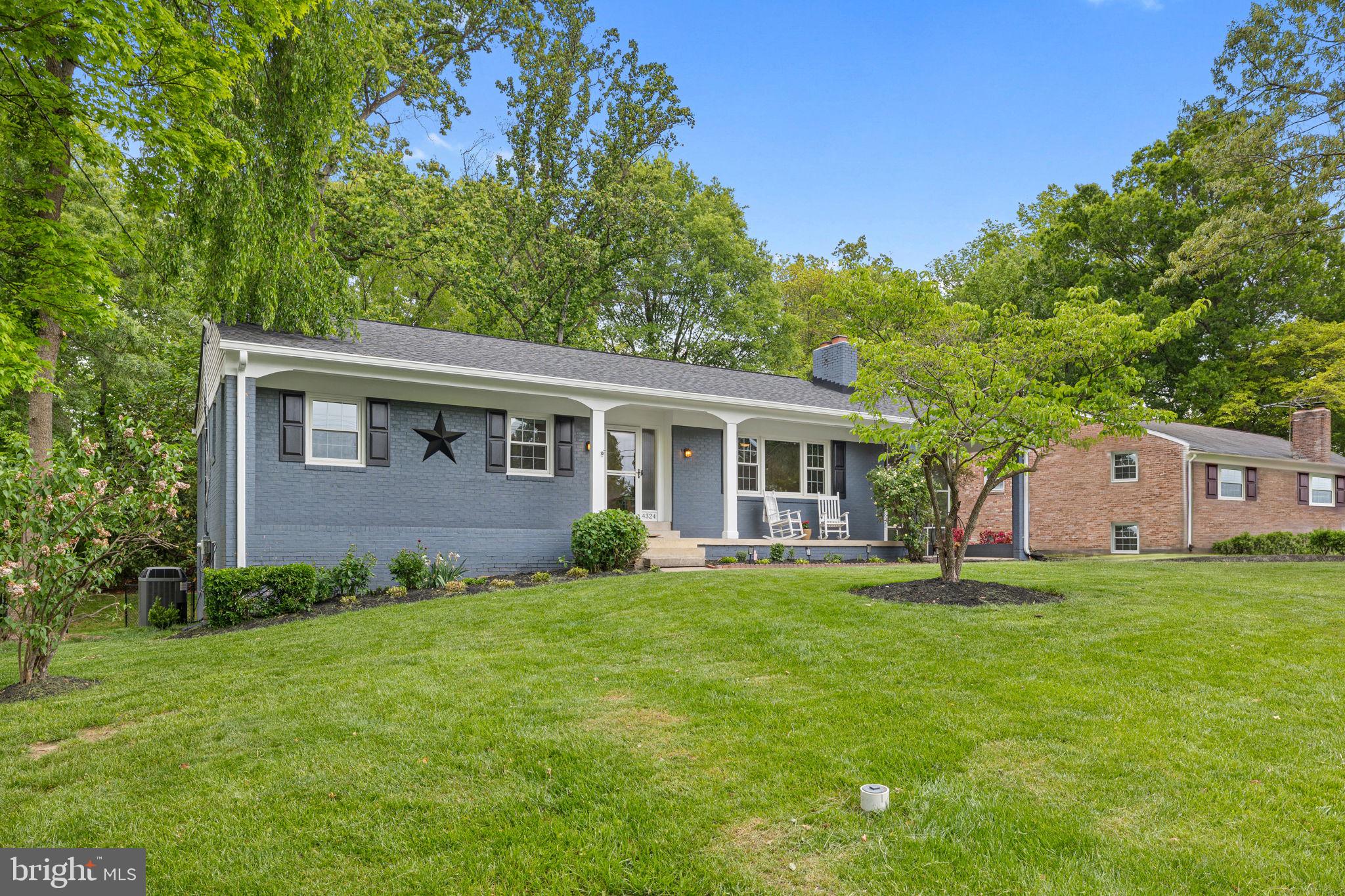 4324 JACKSON PLACE