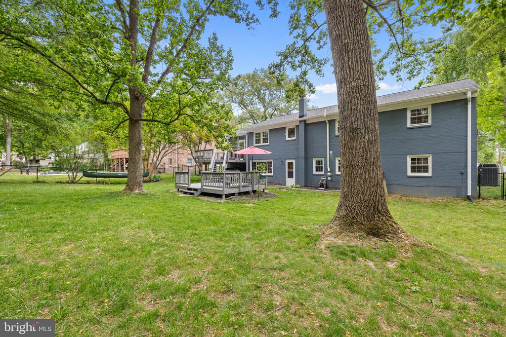 4324 JACKSON PLACE