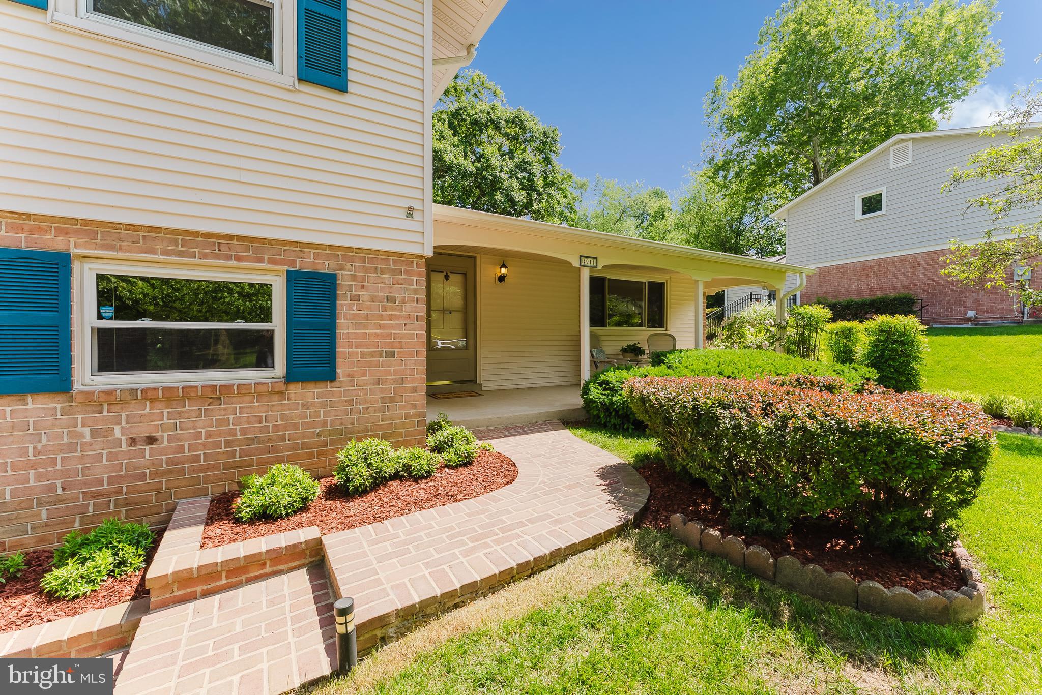 4911 WYCLIFF LANE