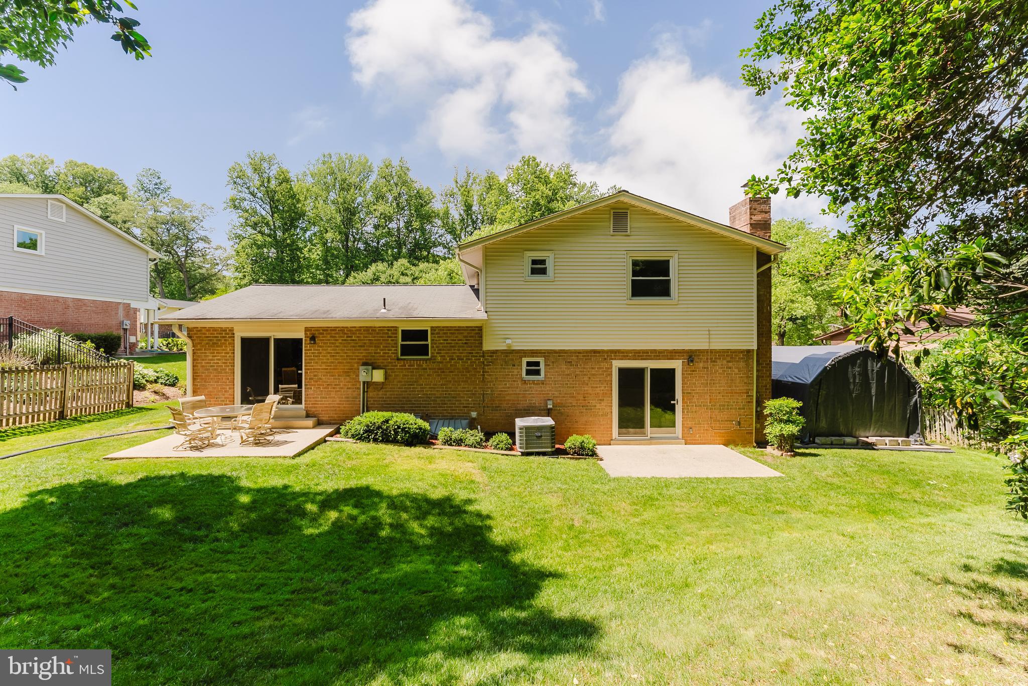 4911 WYCLIFF LANE