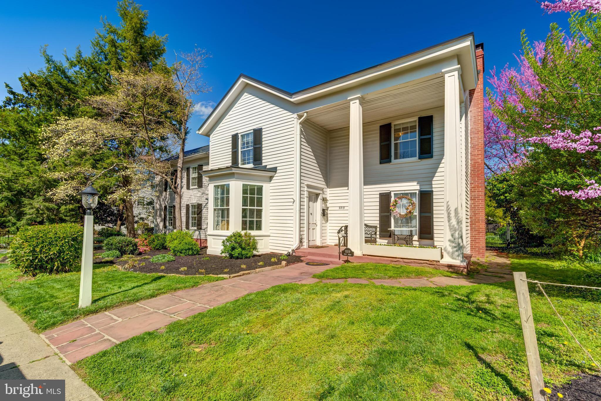 9319 Main St