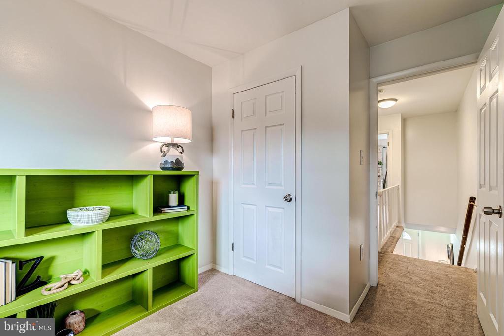 4353 ENSBROOK LANE