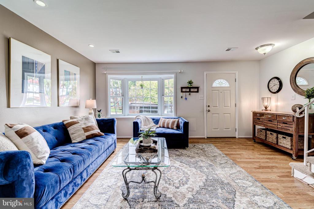 4353 ENSBROOK LANE