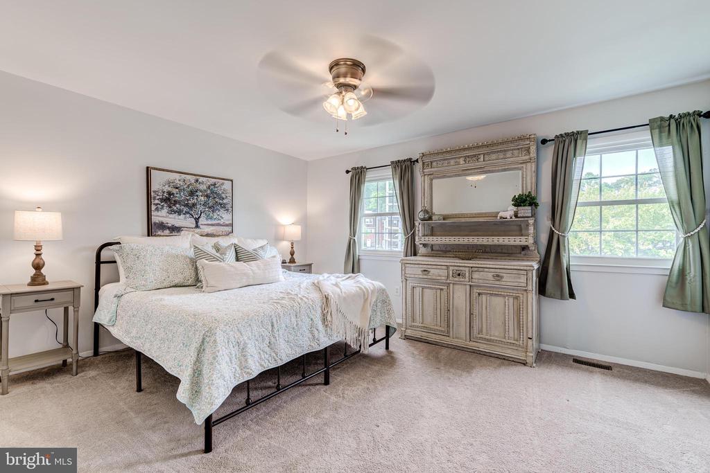 4353 ENSBROOK LANE