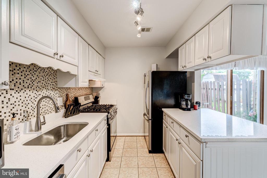4353 ENSBROOK LANE