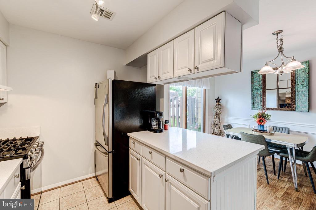 4353 ENSBROOK LANE