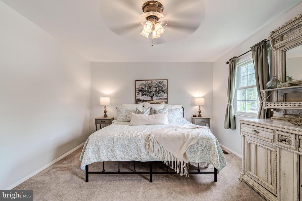 4353 ENSBROOK LANE