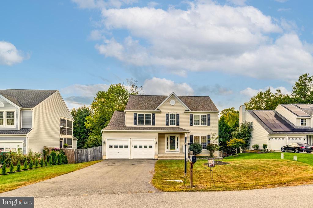 33 ONTELL COURT